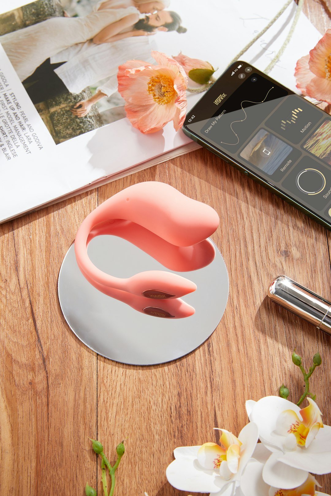 Euna is a lovely app-controlled bluetooth vibrator with various fun functions, made with skin-friendly body-safe silicone. 
Its designed as a lively dolphin, swimming into your body for hands-free clitoral and G-spot stimulation.